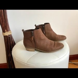 Ralph Lauren Oiled Nubuck Bootie
